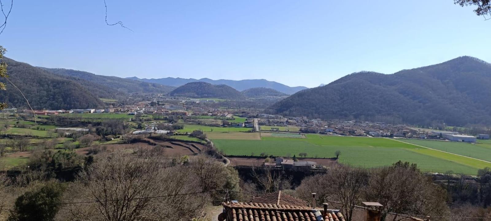 Casa De Colonies La Cadamont Hostel Sant Joan les Fonts Buitenkant foto